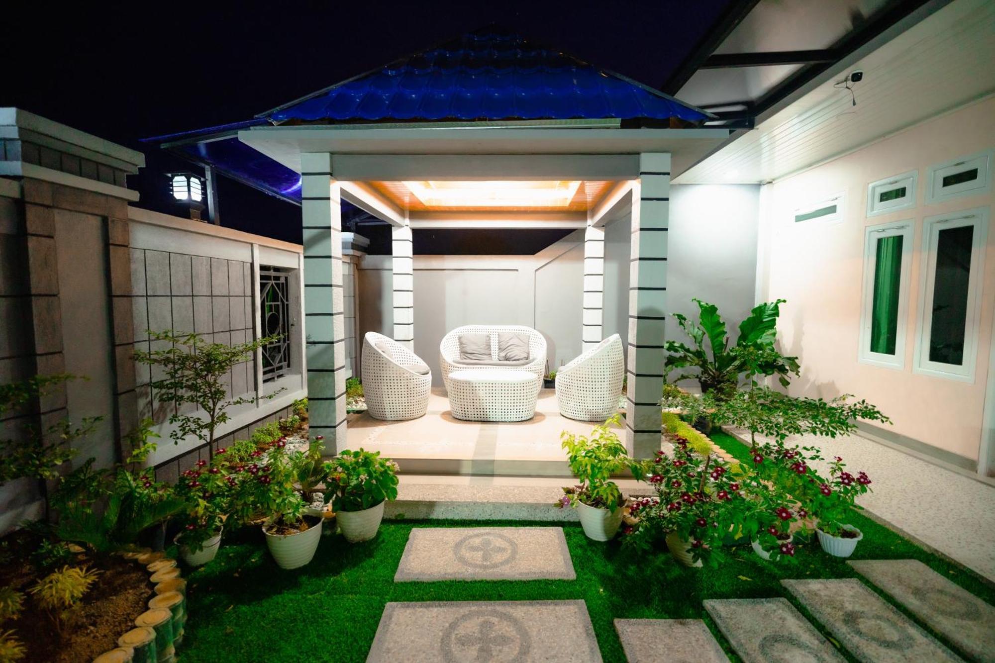 La Geiro Villa ラブハン・バジョ エクステリア 写真